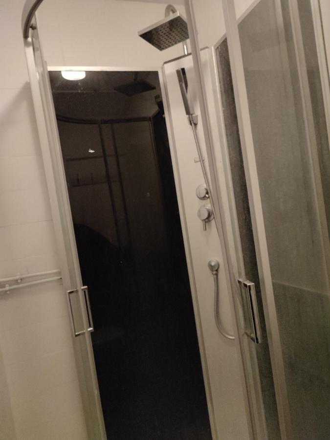Hostel Reu-Nid Paříž Exteriér fotografie